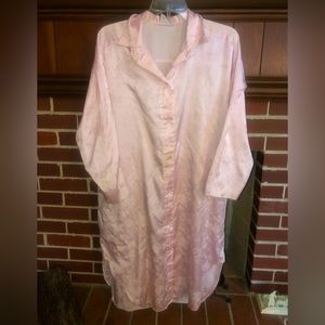 Ladies night gown